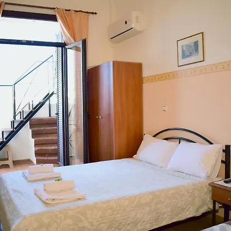 Stoa Rooms Chania (Crete)